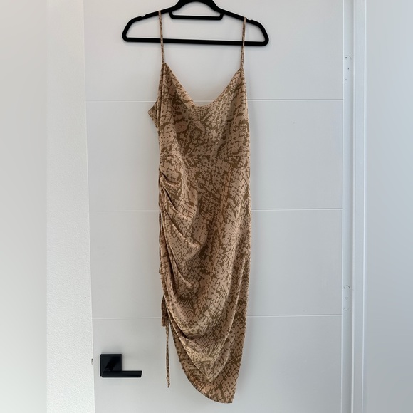 Forever 21 tan beige Snake Print Ruched Midi Dress with Spaghetti Straps Fall M - Picture 8 of 15